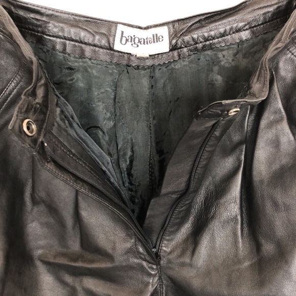 leather pants trouser style with pleats and pockets. Fully lined - Picture 5 of 8